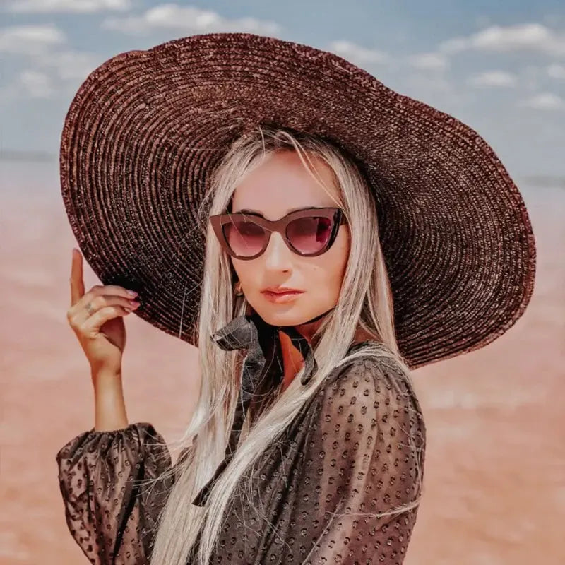 Chapeau de Paille Bord Large