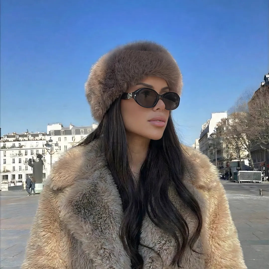 Brelmont chapeau russe femme intro 1